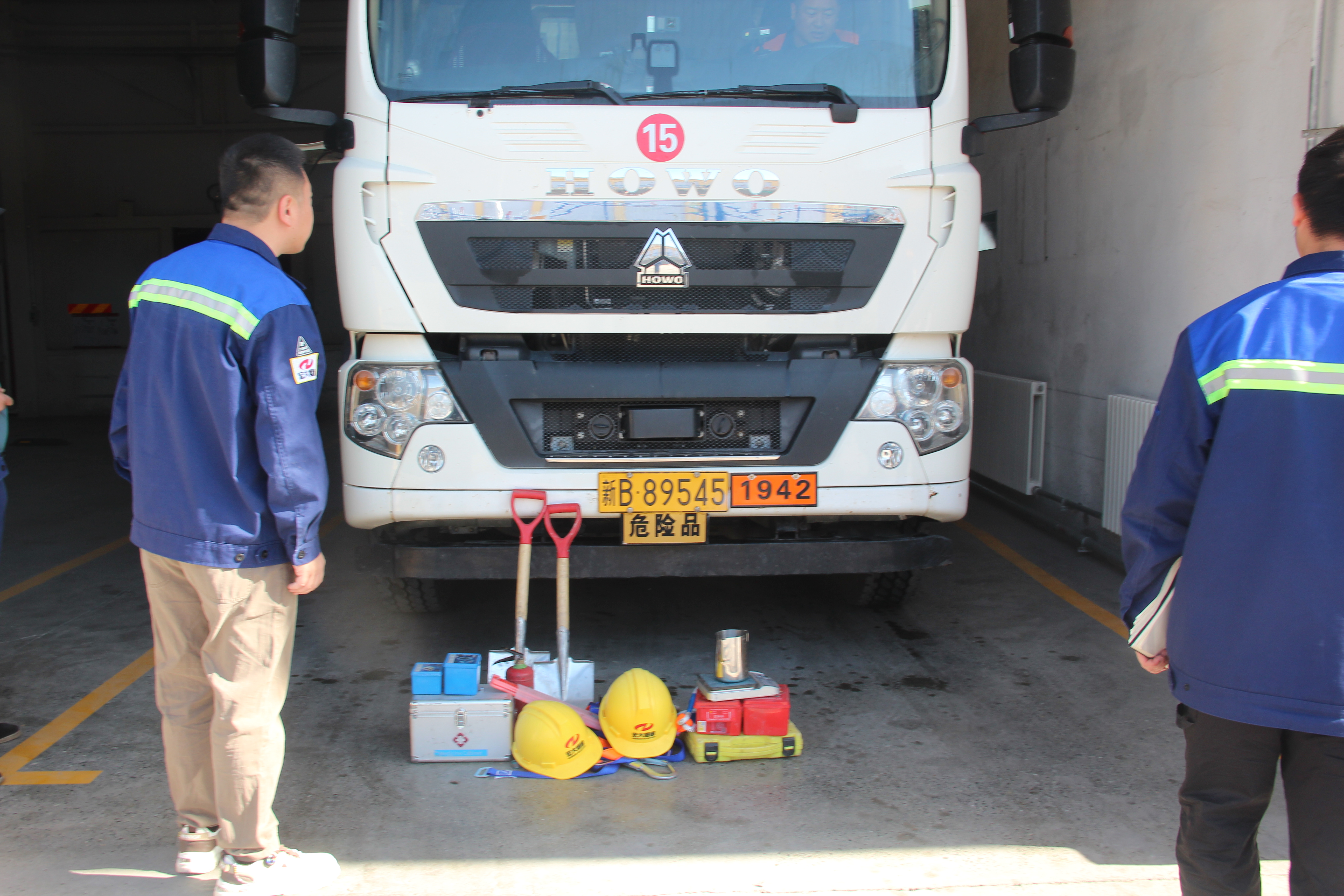 1757052323874577.jpg a7f69f840ccd76b04a2c44a831b64a9.jpg