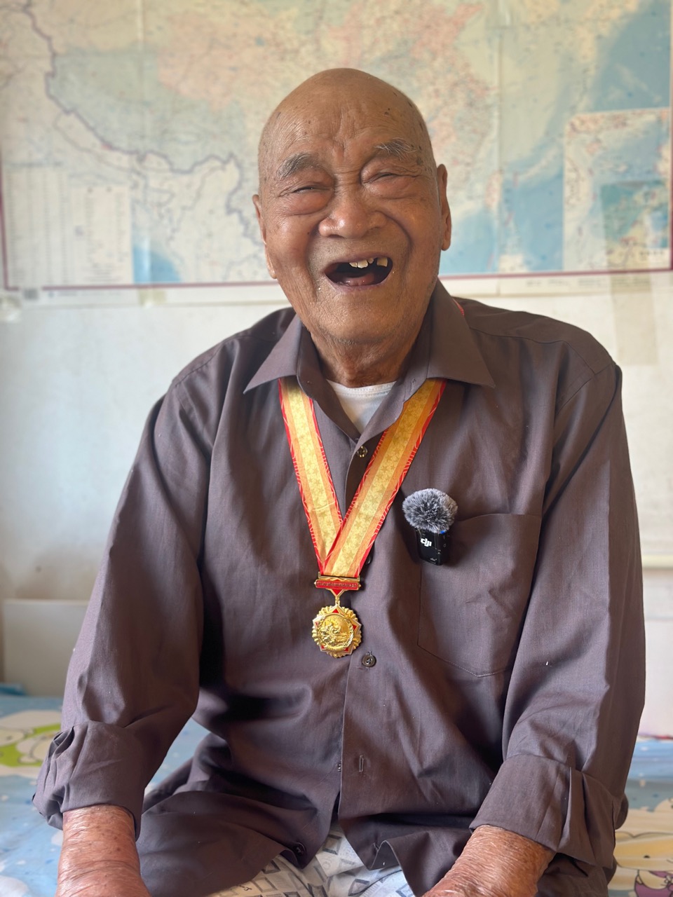 1757400960763986.jpg 3.jpg