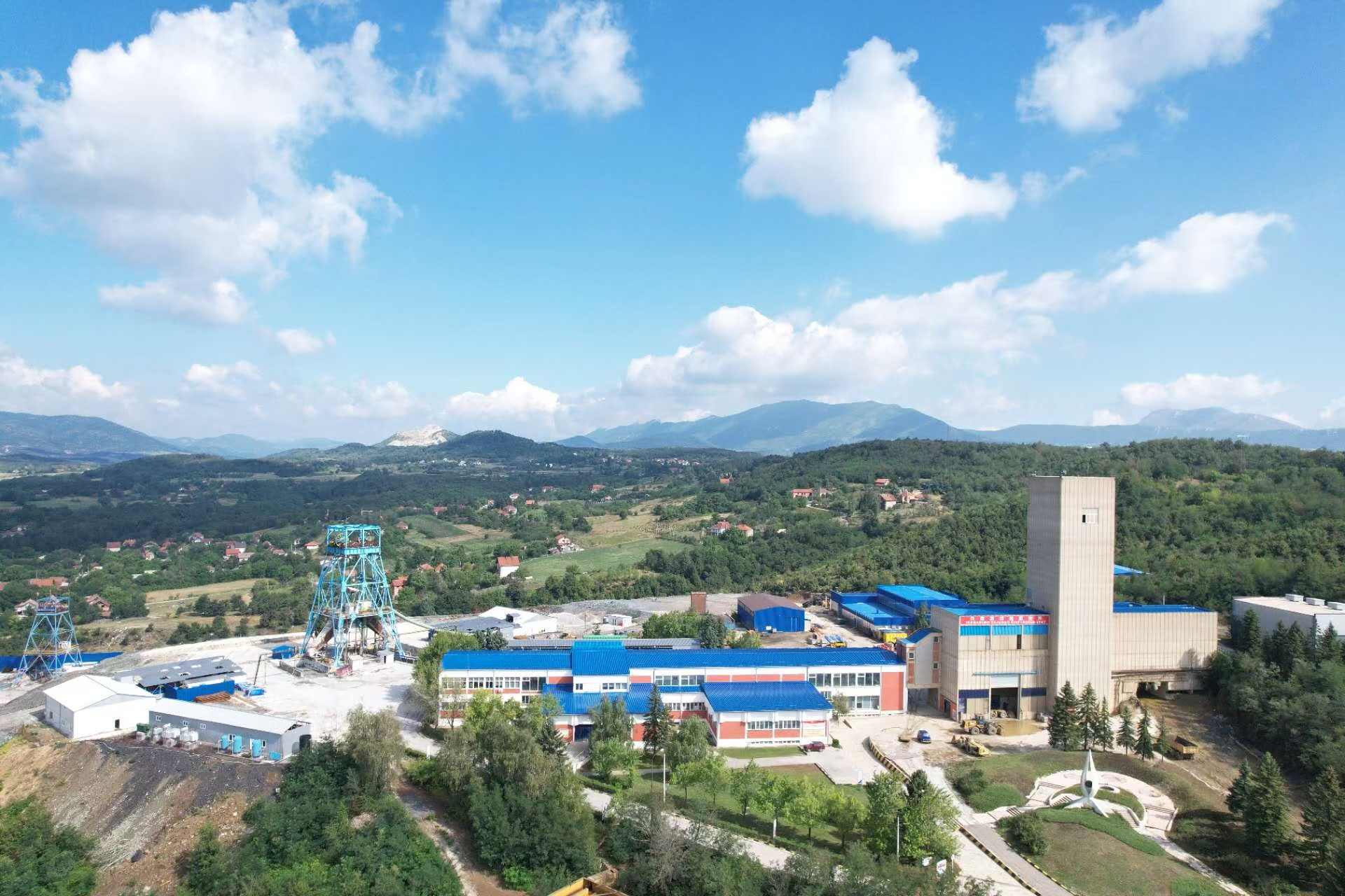 1758789580116151.jpg c9e626e217108d5af5a1ee18fd83b9e.jpg