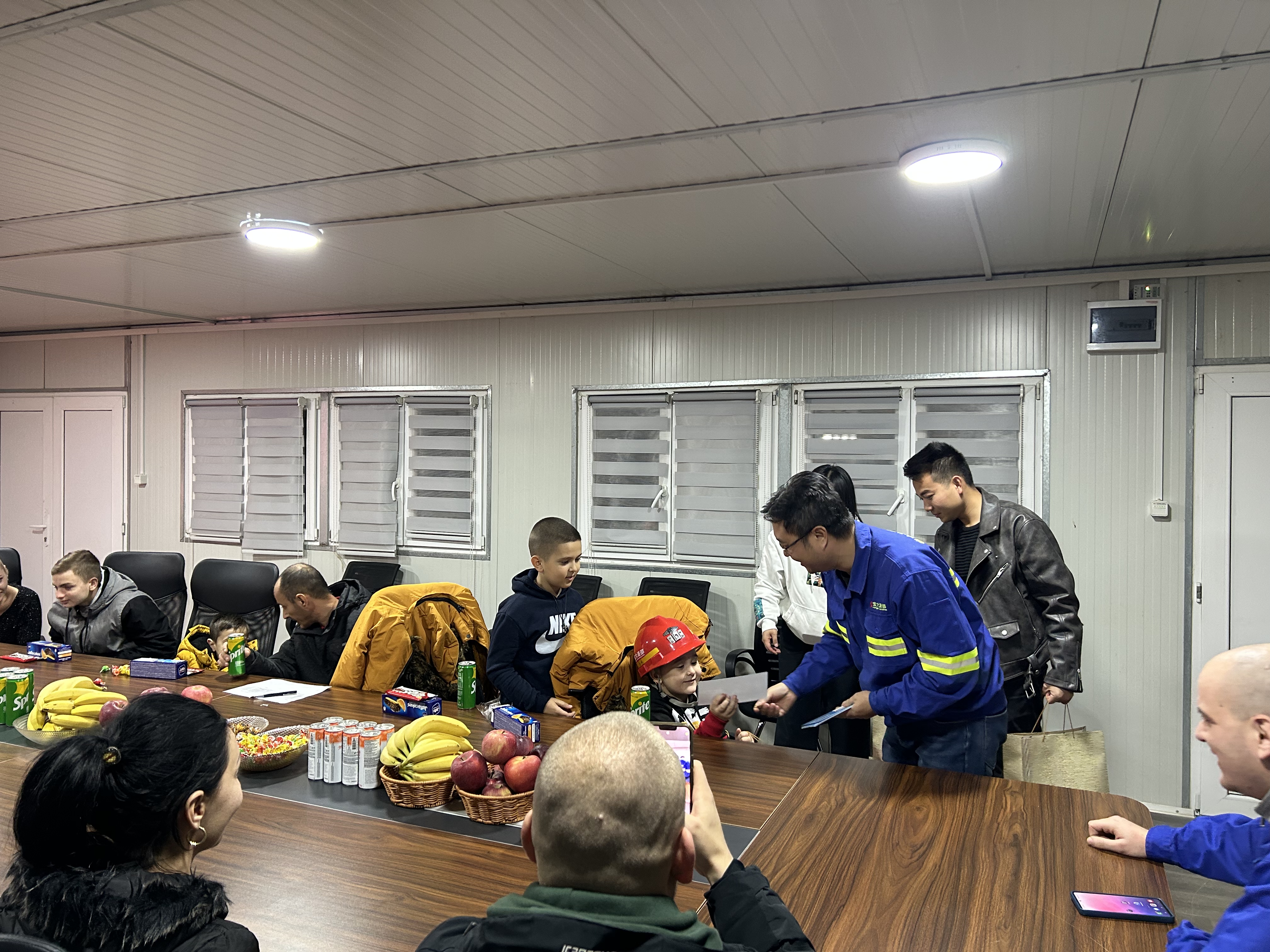 1758789799107562.jpg 1ac6512a51012b59bb8666e29dbbecb.jpg