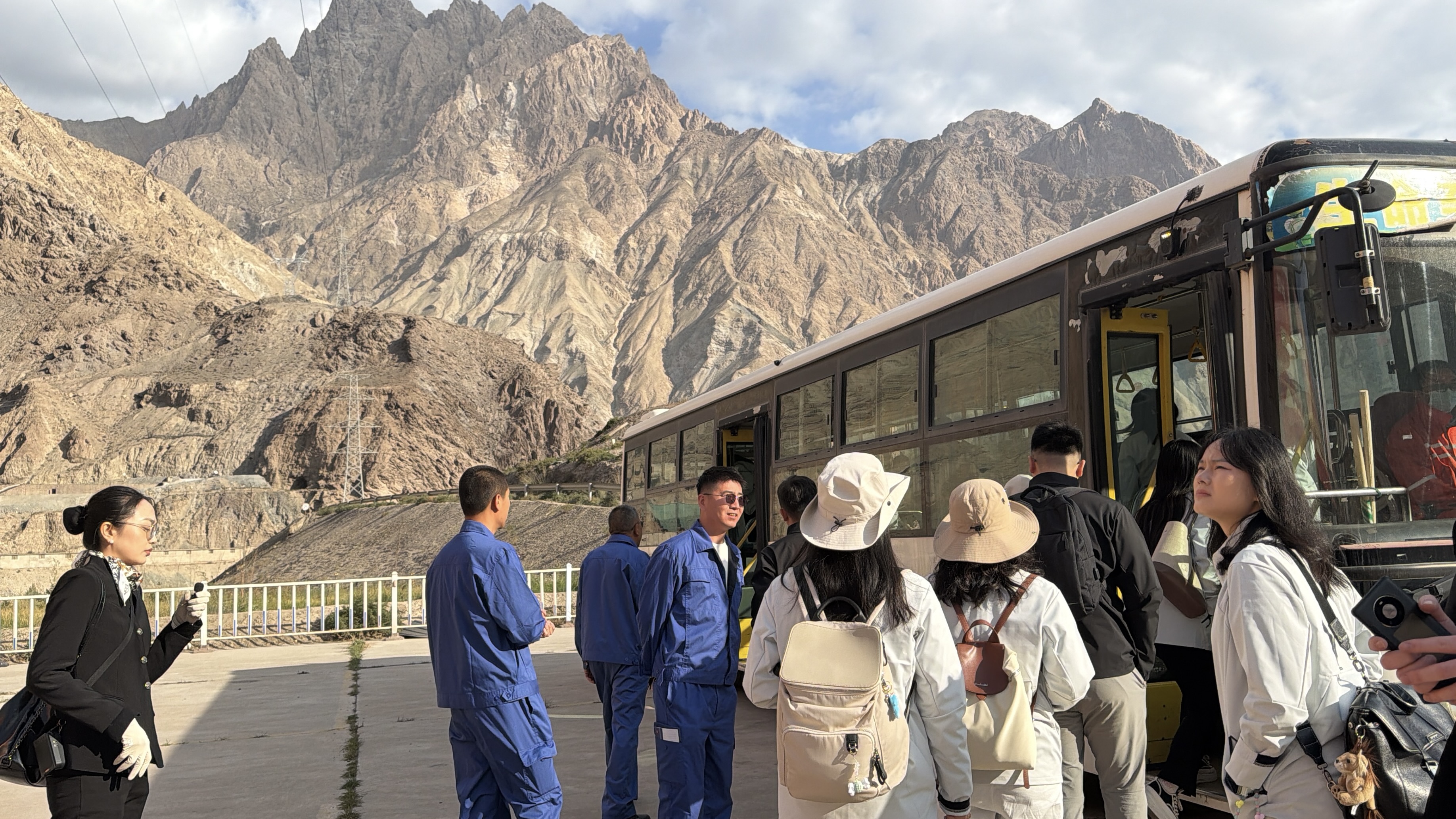 1789956915240663.jpg 2026-09-15 092127.jpg