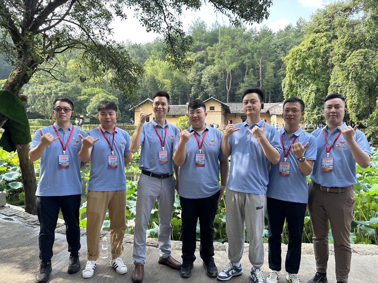 1721009075110458.jpg 合照.jpg