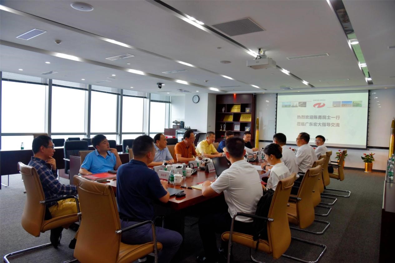 1723791911915974.jpg 座谈会.jpg